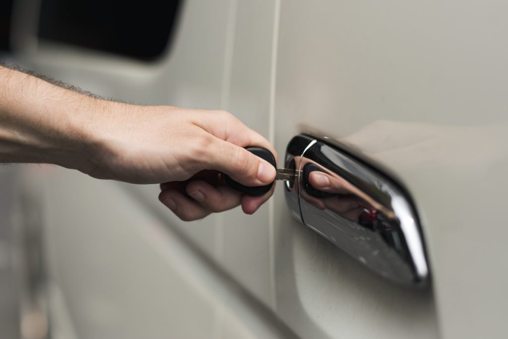 Automotive Locksmith Milwaukee | 24/7 Car Key & Lockout Services